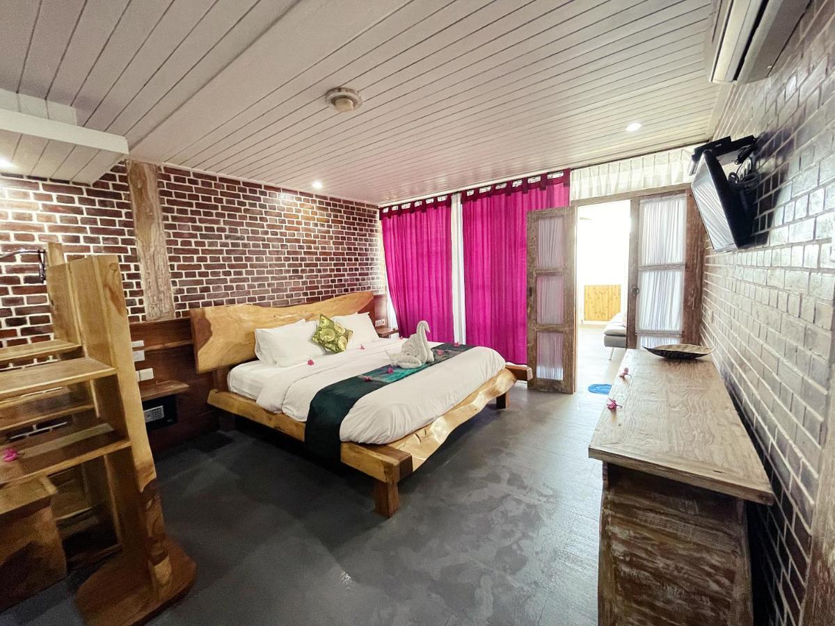 Princess Of Mentigi Bay Teluknarat ภายนอก รูปภาพ