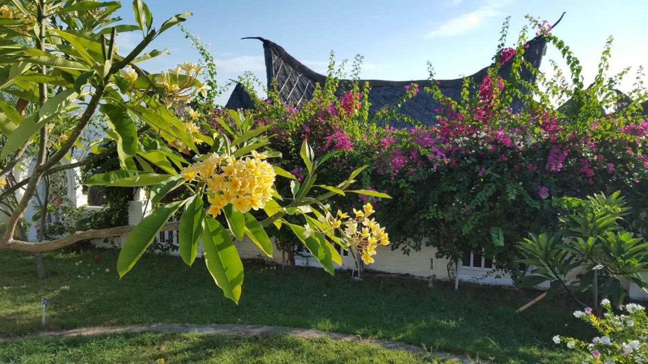 Princess Of Mentigi Bay Teluknarat ภายนอก รูปภาพ